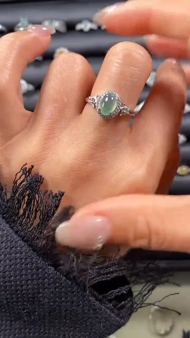 【闪购商品】翡翠戒指银S925镶嵌9040