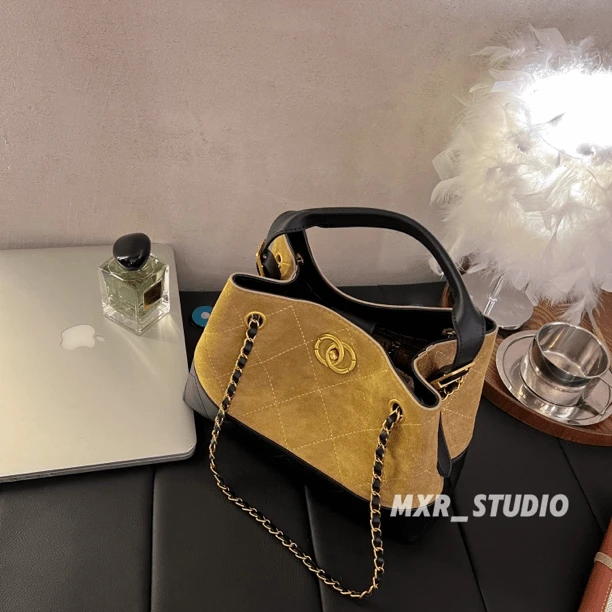 【潇洒小姐】小香风包包麂皮托特腋下包百搭链条流浪包女款D501691