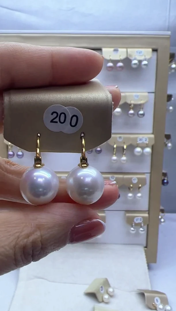 【闪购商品】淡水珍珠耳饰银S925镶嵌200