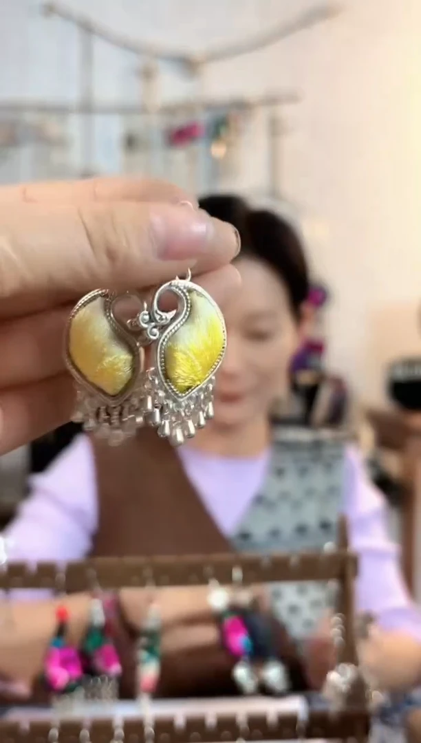 织绣民族风老绣苗银饰品313