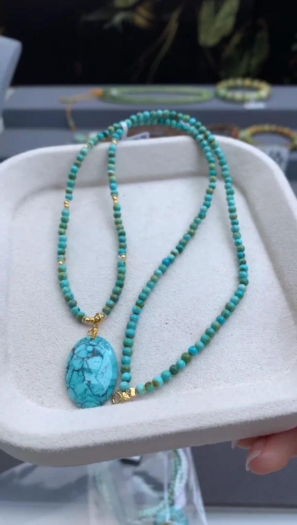 18K金镶嵌绿松石锁骨链茜.Q131