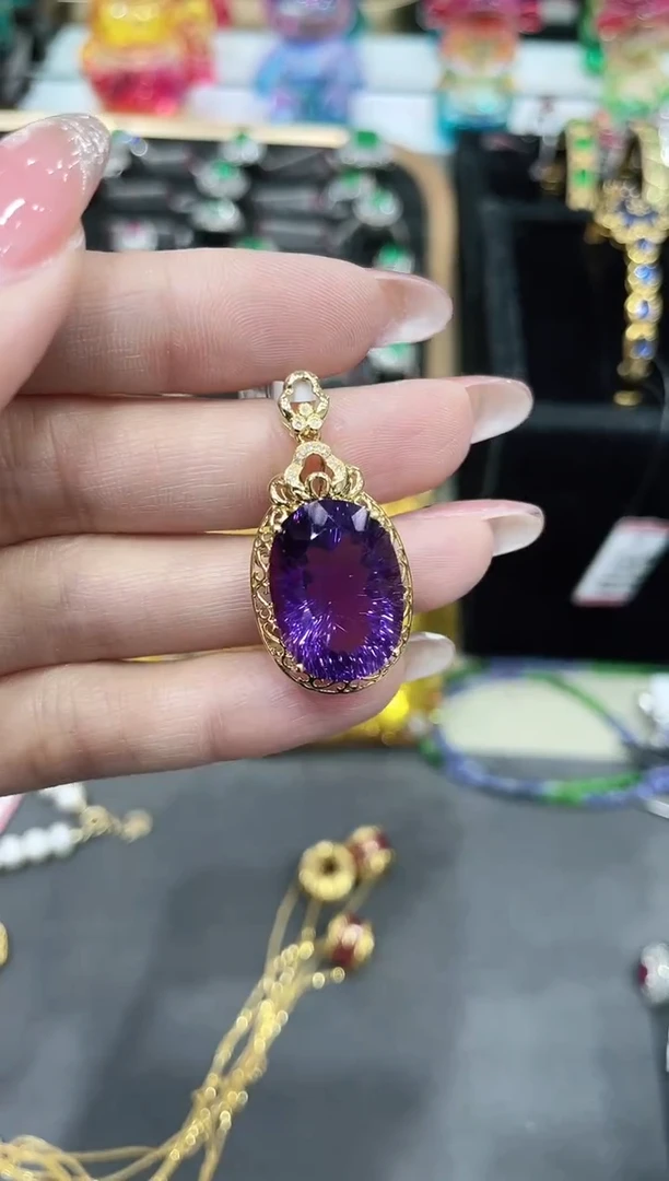 18K金镶嵌吊坠(不含链)紫晶·