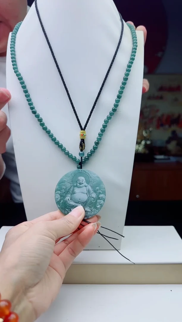 颈饰未镶嵌翡翠多样性发其一