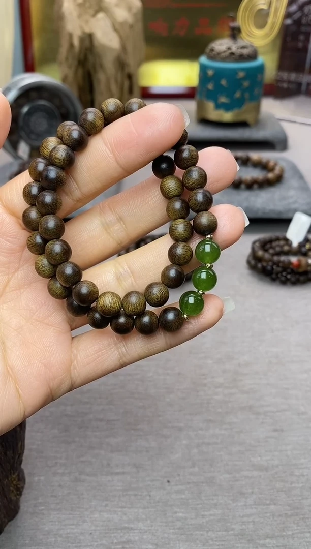 【闪购商品】沉香手串双圈芽庄玉化白棋楠0.8沉水+配饰