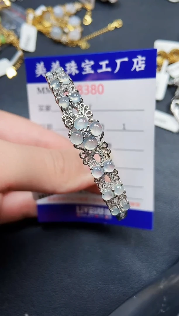 翡翠银S925镶嵌颈饰8380