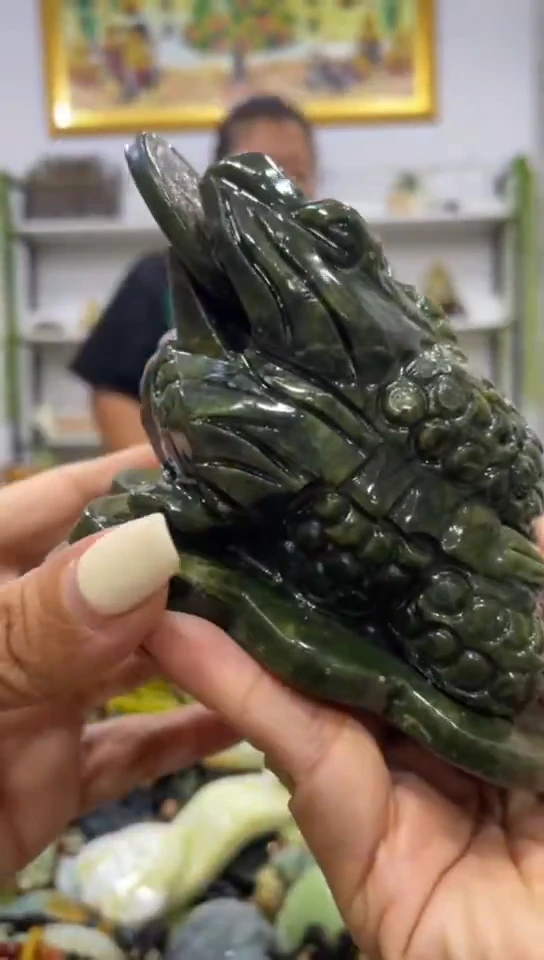 未镶嵌岫玉摆件