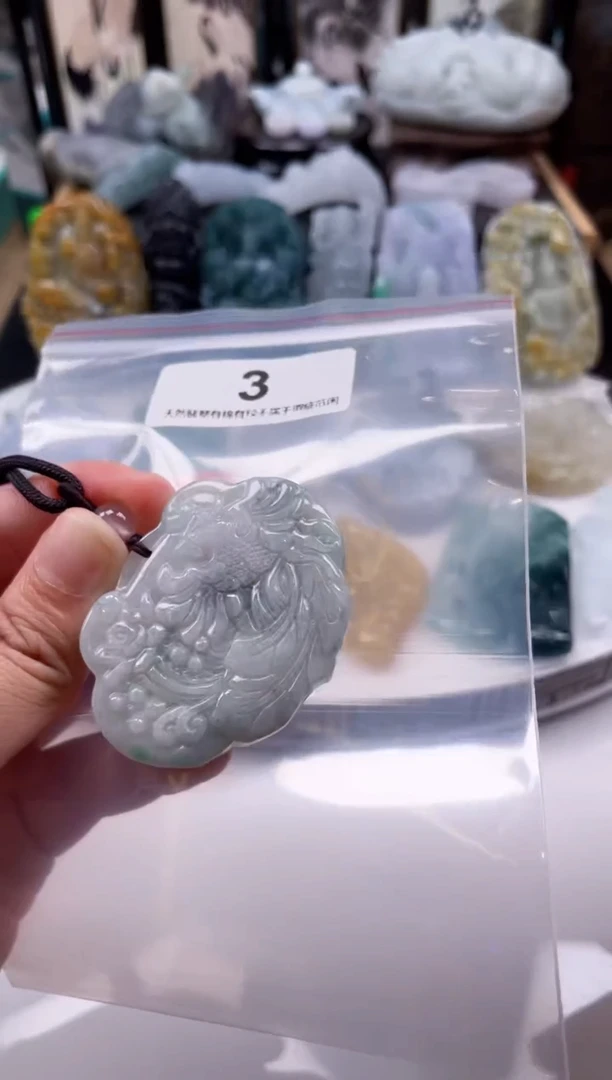 【闪购商品】翡翠颈饰未镶嵌天然缅甸A货翡翠微瑕3