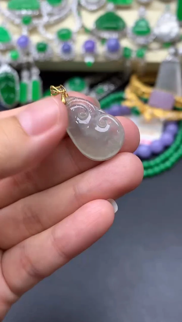 颈饰18K金镶嵌翡翠63-中国好珍宝