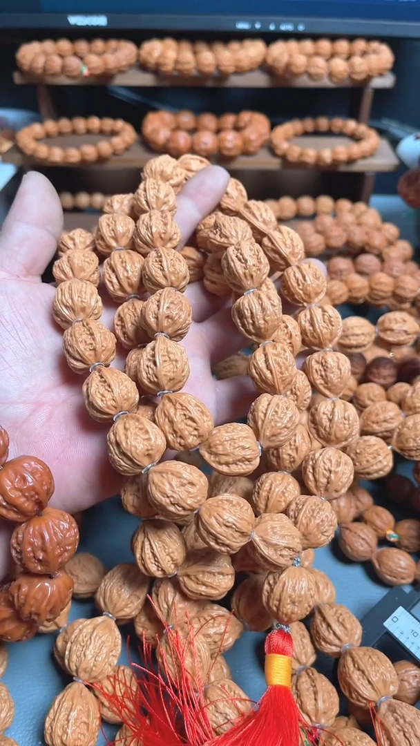 【闪购商品】文玩核桃吊坠文玩手串