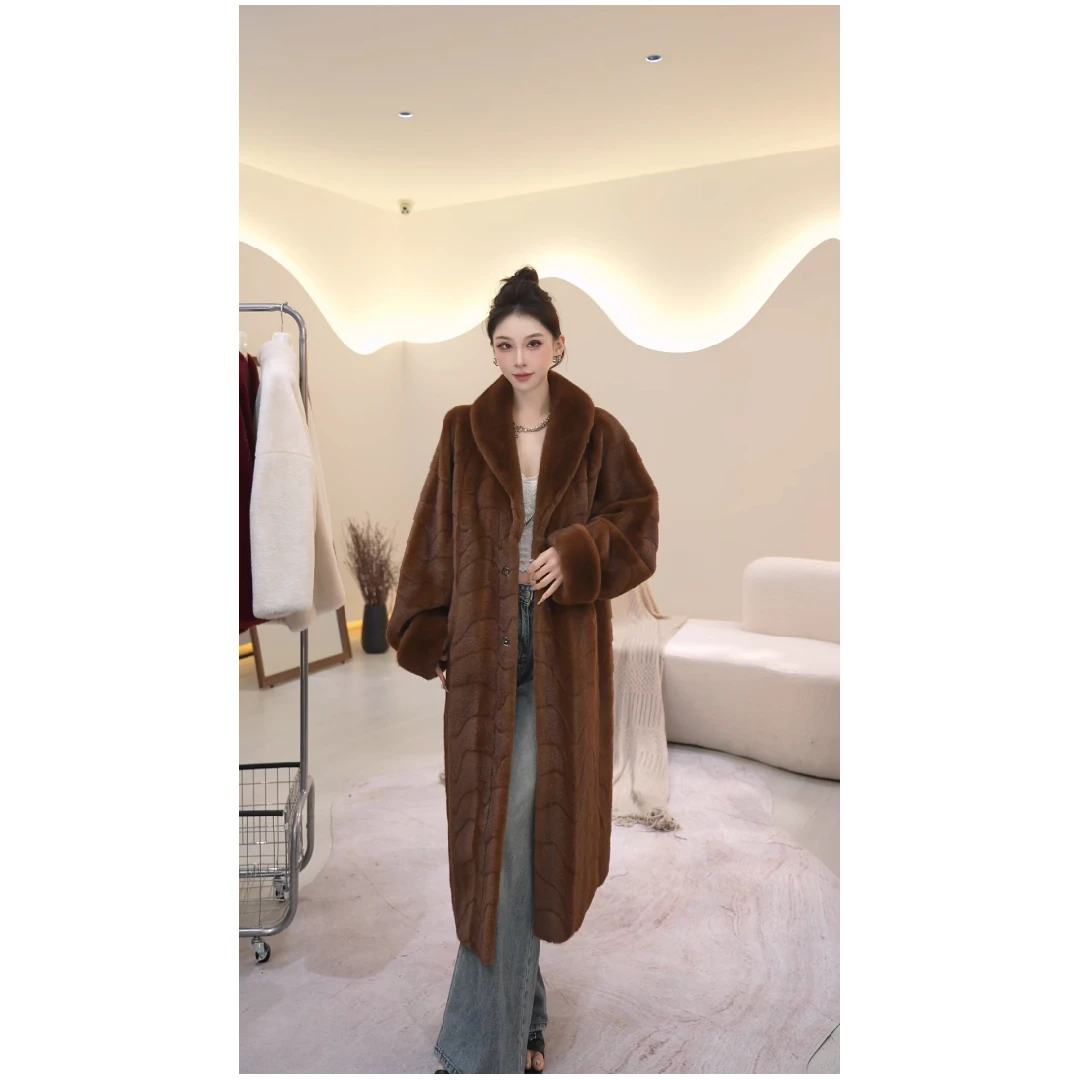 2025新款加厚貂绒外套女长款挽袖青果领环保仿皮草毛毛大衣洋气
