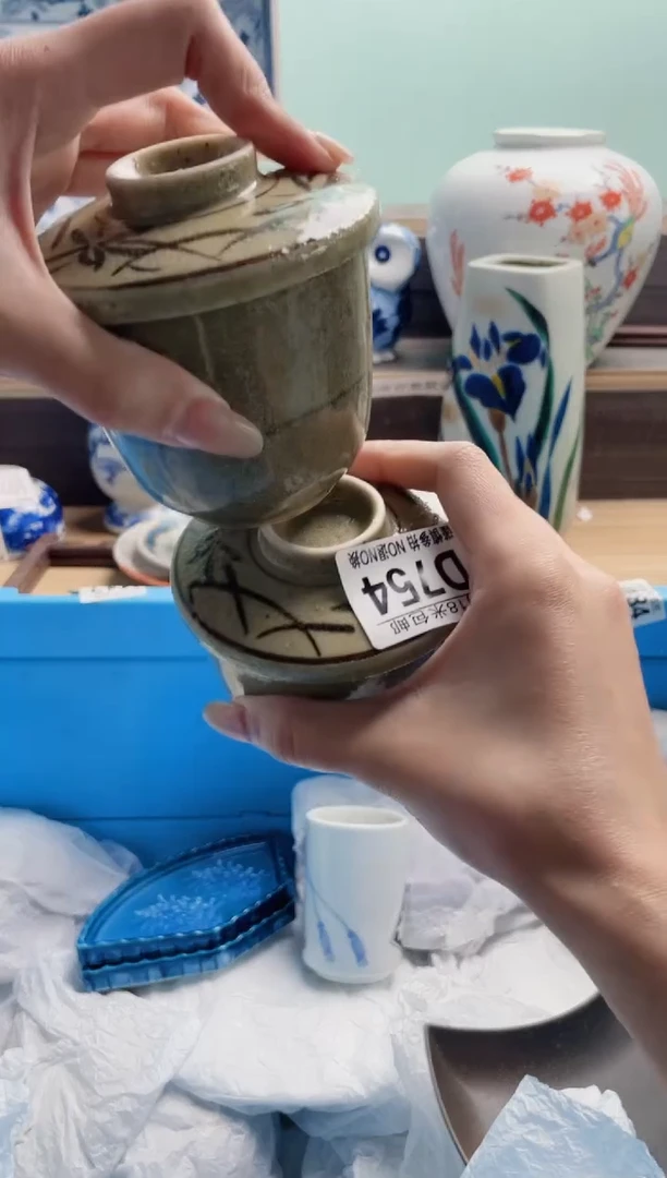 琉璃手工艺品小**?D754***********