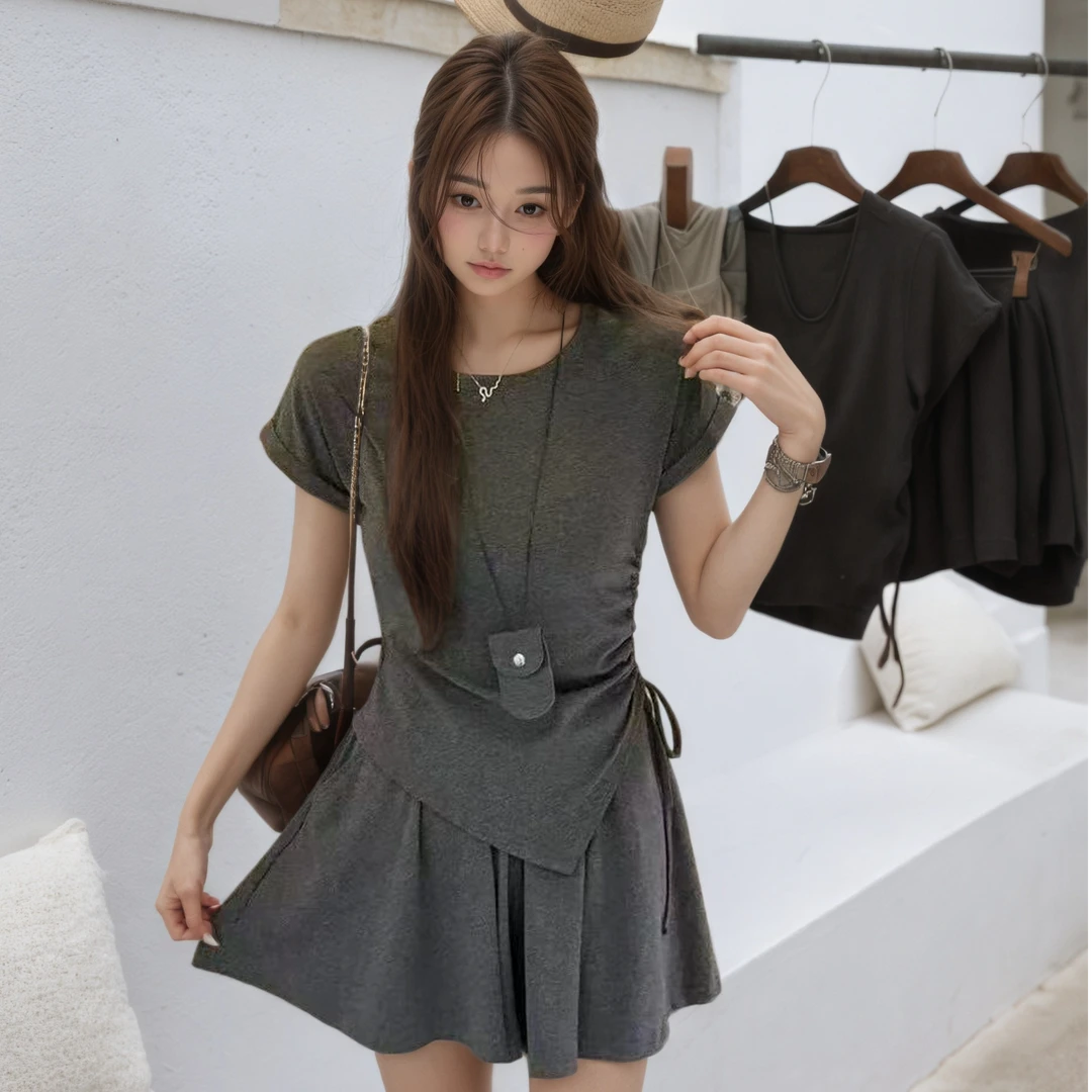 休闲风时尚套装夏季气质显瘦短袖运动风初恋风上衣+短裙8242
