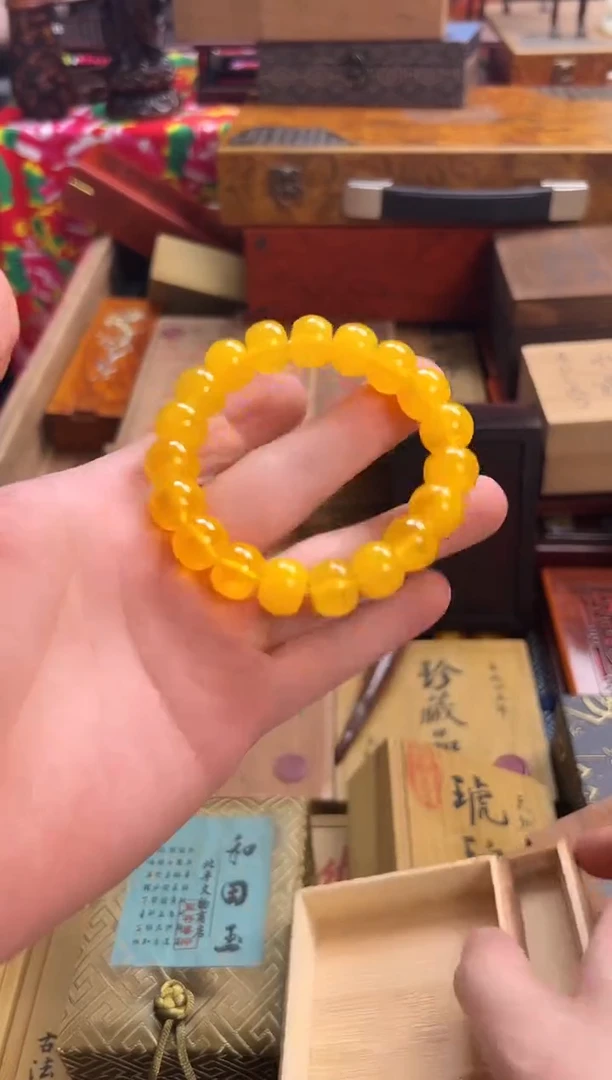 瓷片-----------金脚蜜
