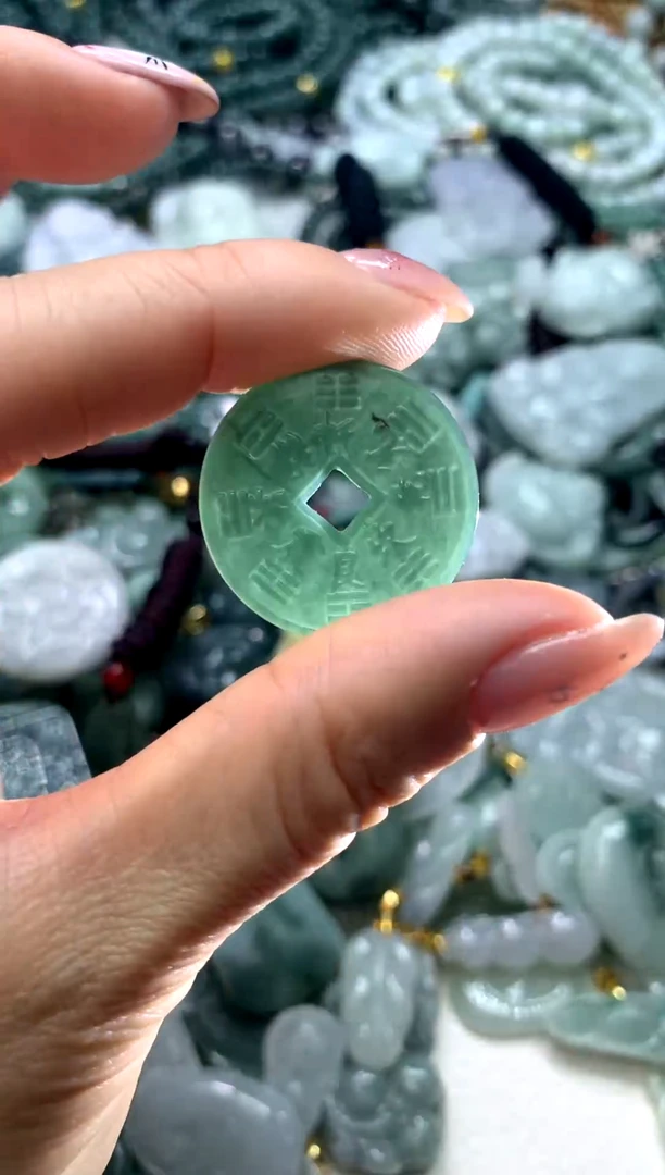 吊坠(不含链)未镶嵌翡翠1