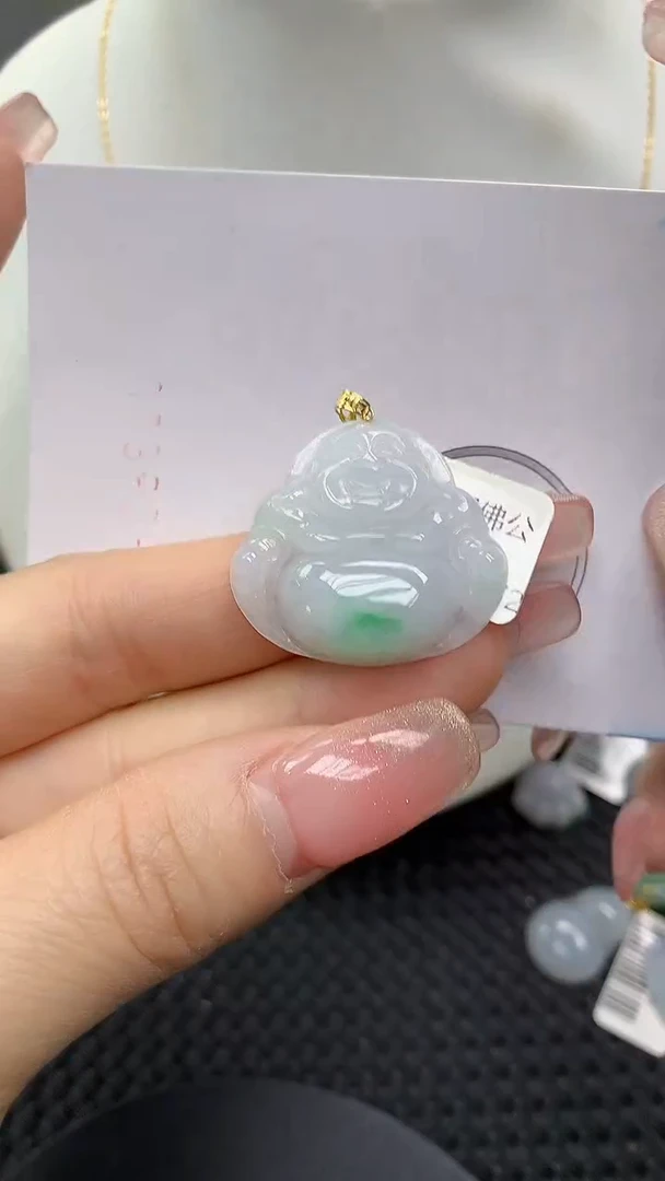 颈饰18K金镶嵌翡翠a货支持复检百元以上9元证书费自理