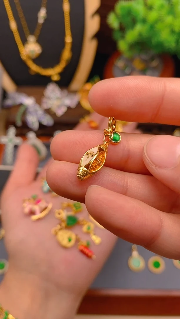 【闪购商品】翡翠吊坠(不含链)银S925镶嵌五路财神