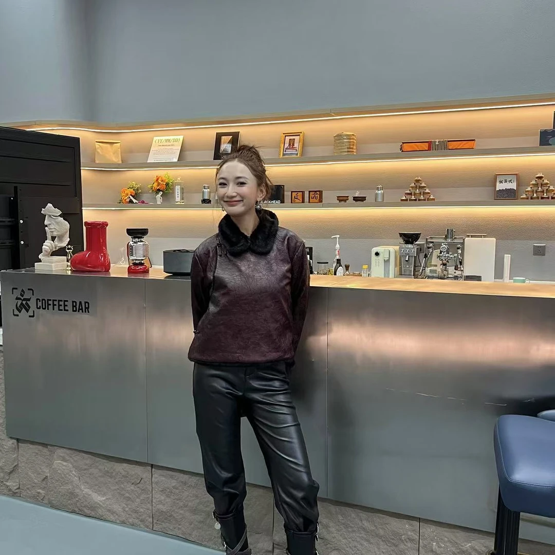 雍·彰 超绝暗红皮毛一体藏式高腰外套