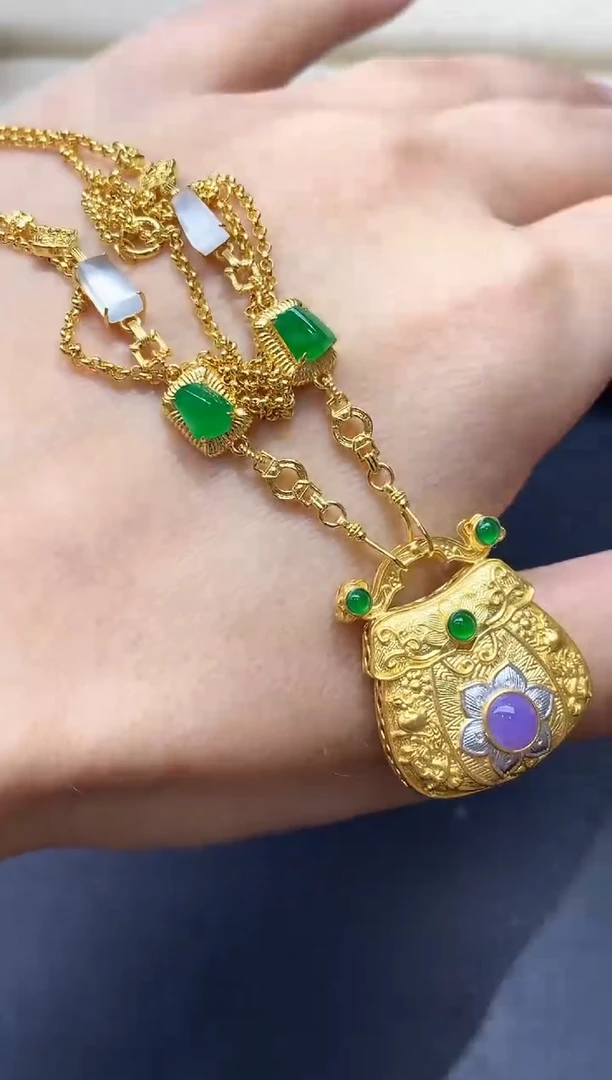 翡翠18K金镶嵌颈饰570-中国好珍宝