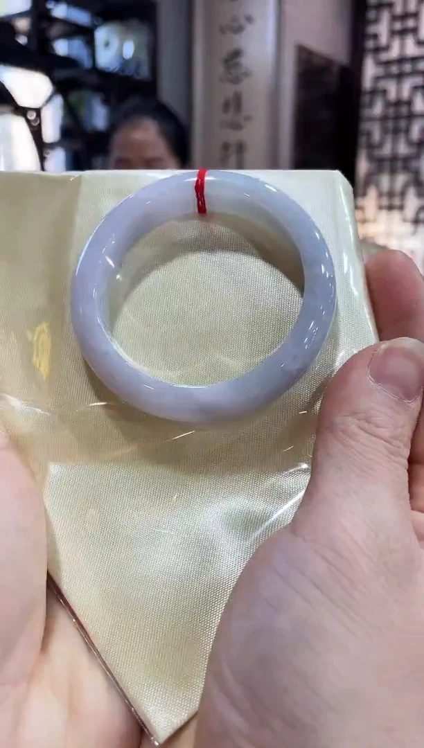 未镶嵌手镯翡翠55-56，下81
