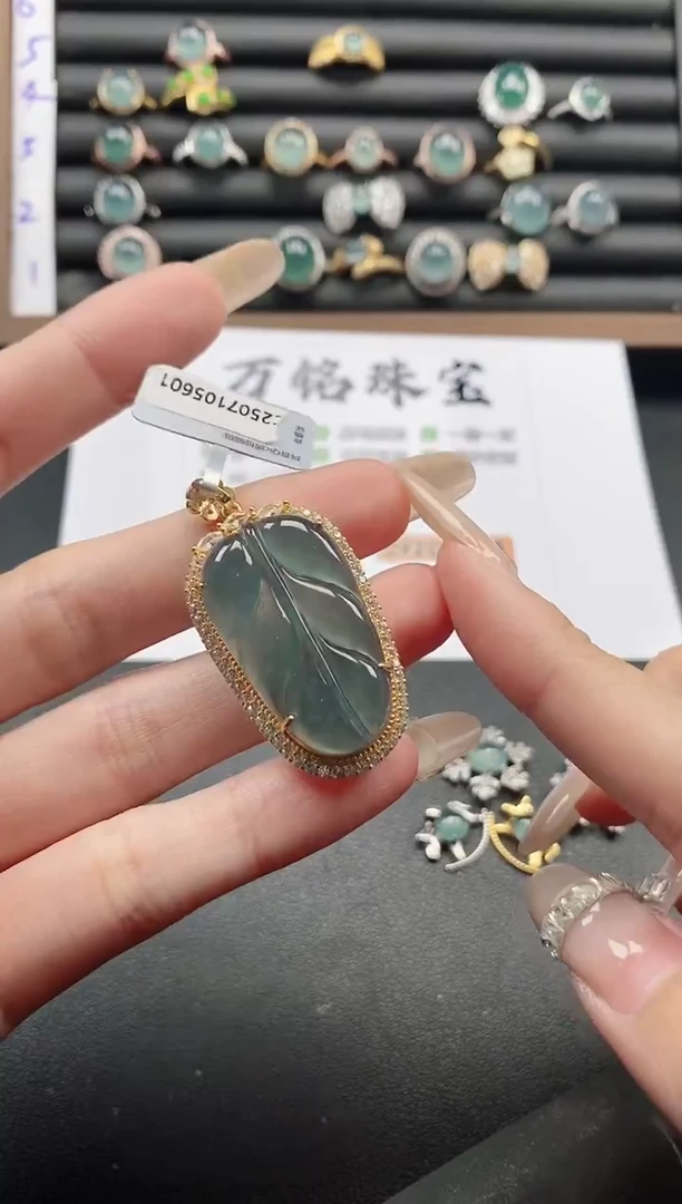 银S925镶嵌戒指翡翠51511