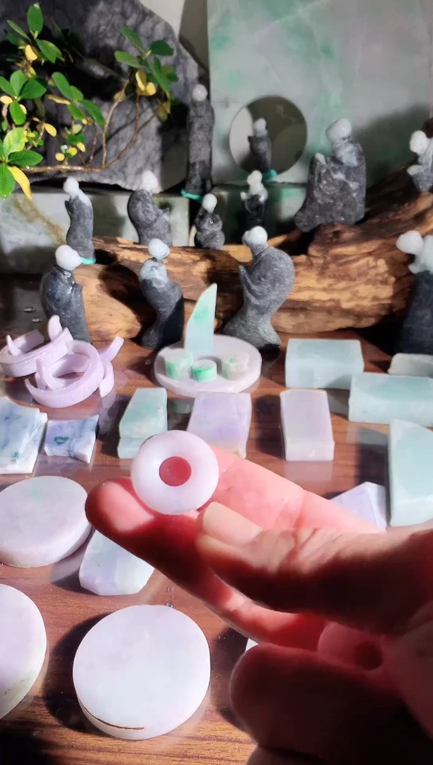 【闪购商品】翡翠吊坠(不含链)未镶嵌B46