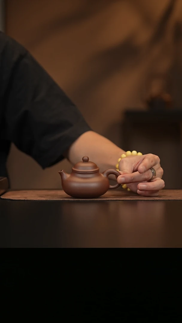 允禾斋  紫砂壶  容天 底槽清