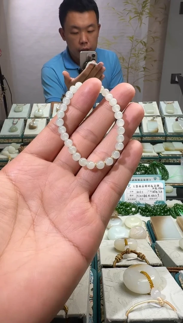 颈饰未镶嵌和田玉6mm冰晴水