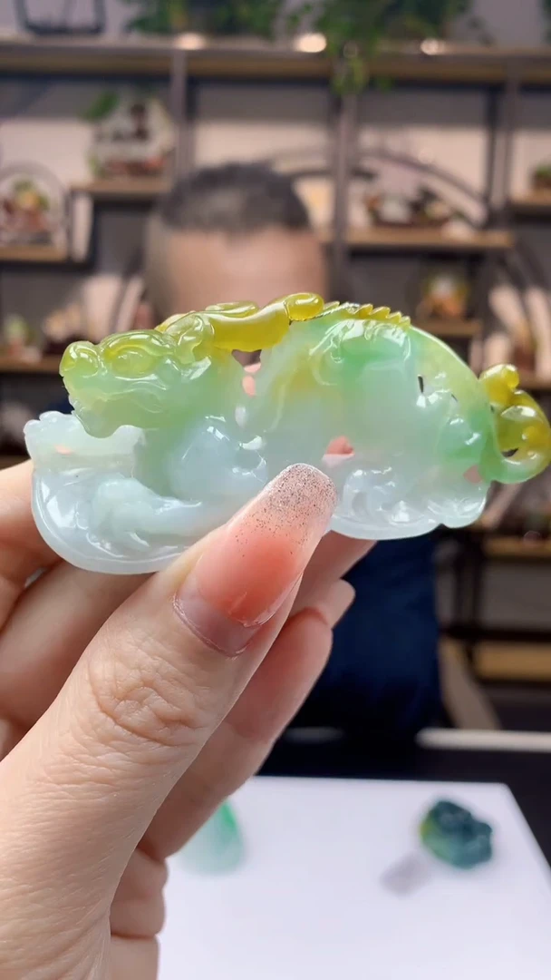 【闪购商品】定制翡翠未镶嵌1063ry-毛货挂件28