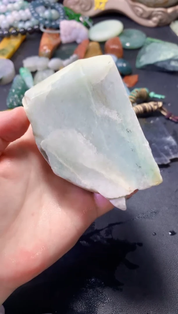 翡翠未镶嵌颈饰030天然翡翠