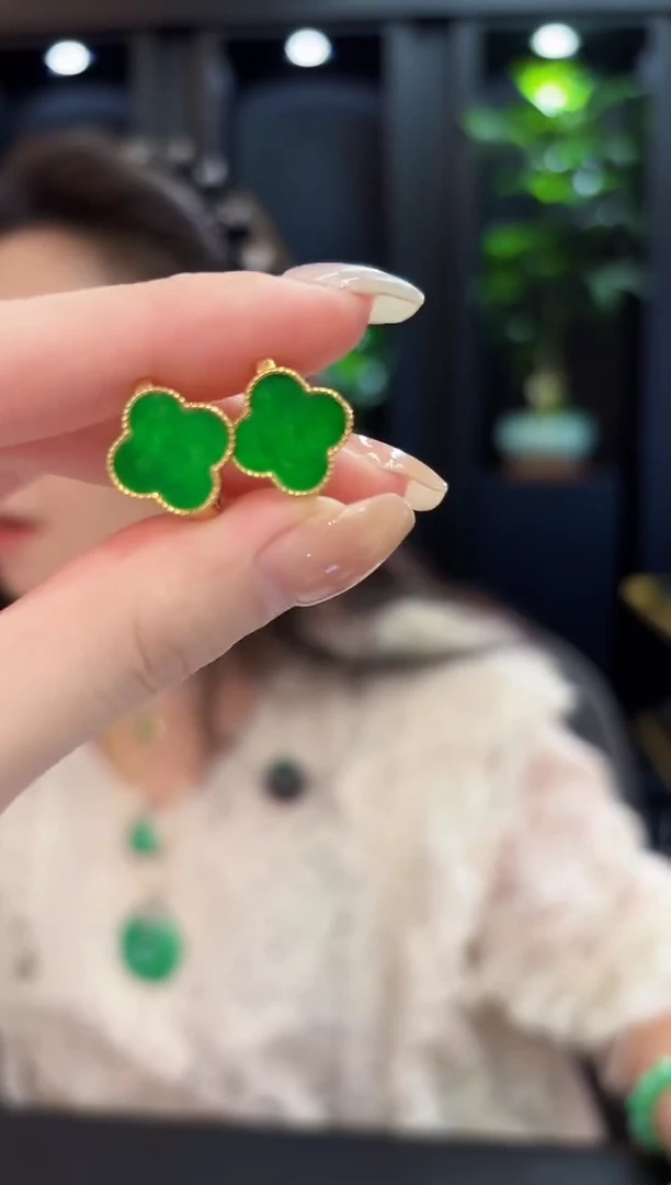 未镶嵌翡翠耳饰 四叶草 缅料A货/多样性发货/一对