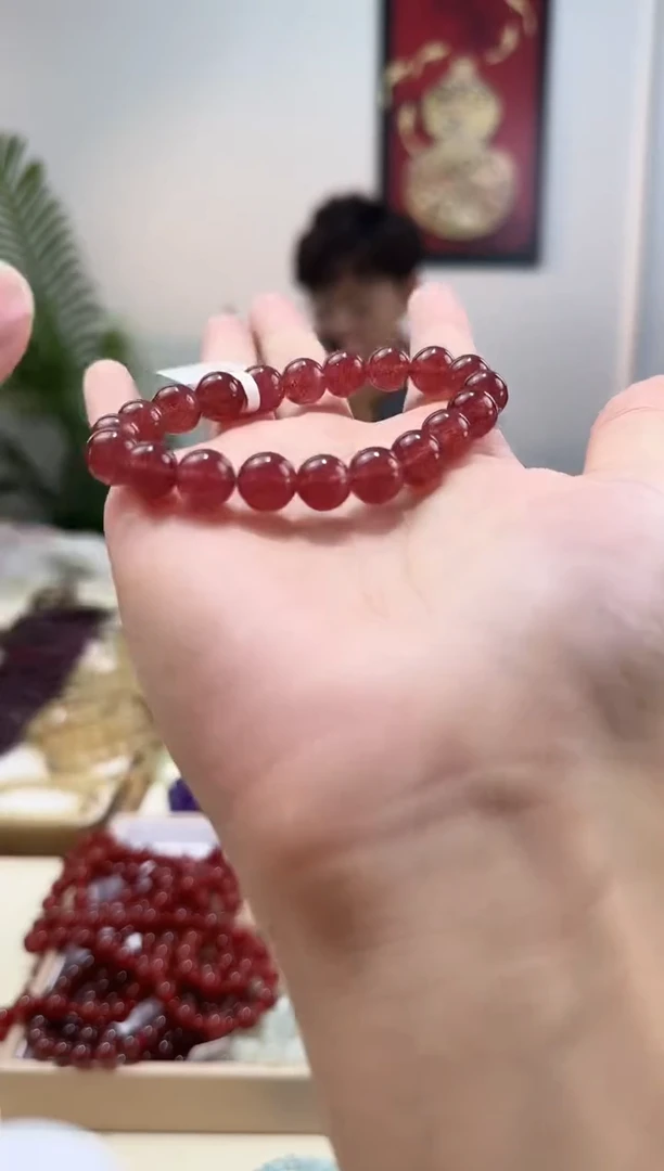 未镶嵌手串石英质玉鸽血红草莓晶9.5mm【多样性发一】