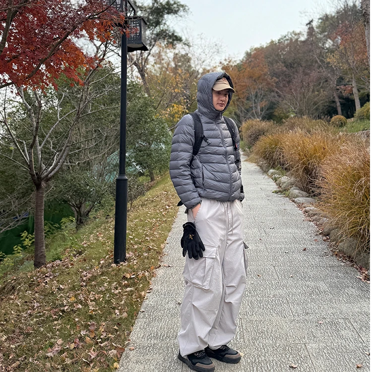 轻薄款上衣外套户外休闲风男女同款情侣款保暖