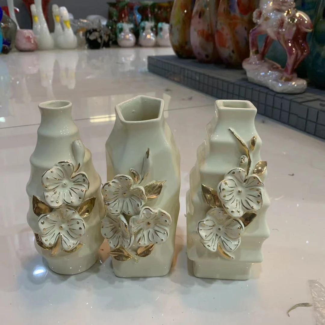 T0205 陶瓷花瓶刻花陶瓷创意装饰干花花器插花水培