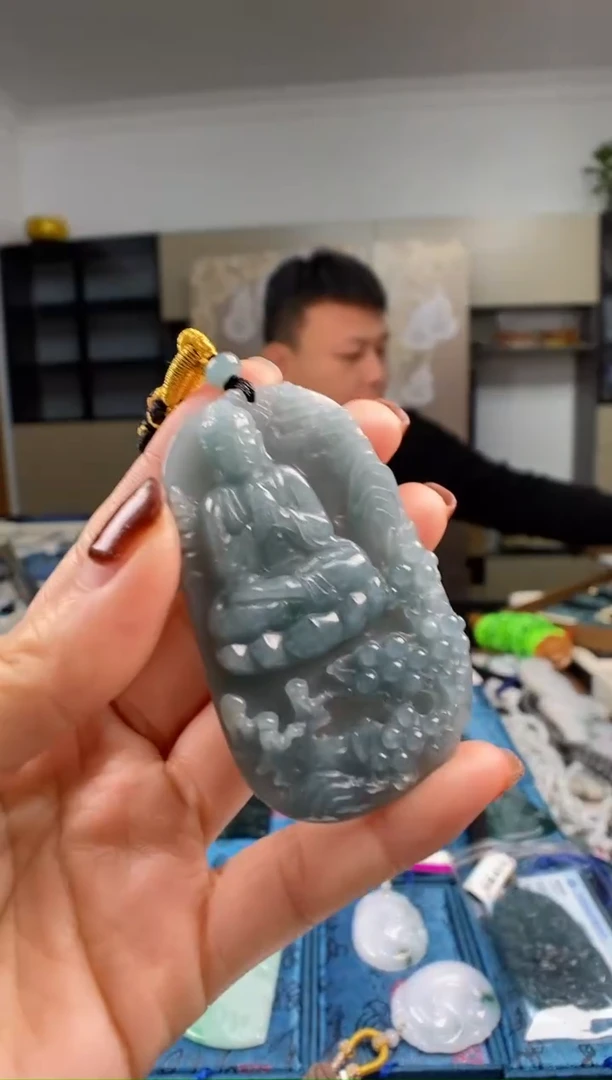 颈饰未镶嵌翡翠多样性发其一