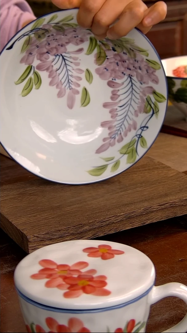 瓷片高白8英寸葫芦盘-紫藤