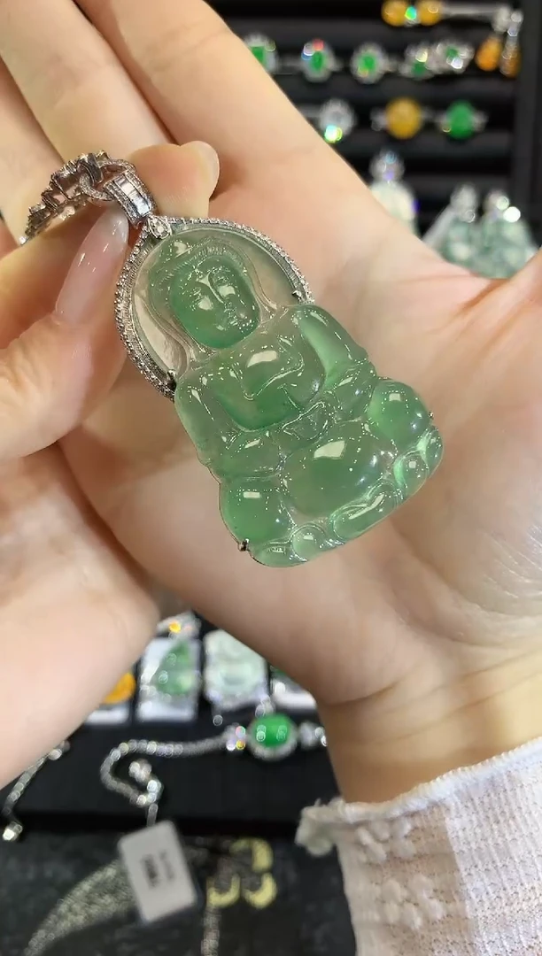 吊坠(不含链)18K金镶嵌翡翠34-观音（不含链和扣