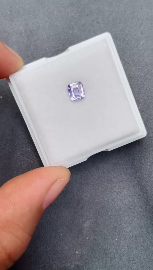 裸石彩色蓝宝石1.03ct
