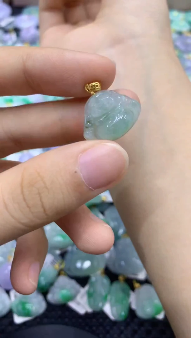 颈饰未镶嵌翡翠天然缅甸翡翠A货