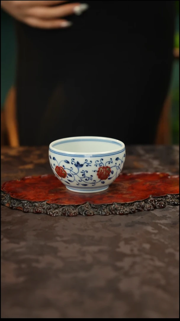 玉脂楼 青花手绘釉里红主人杯