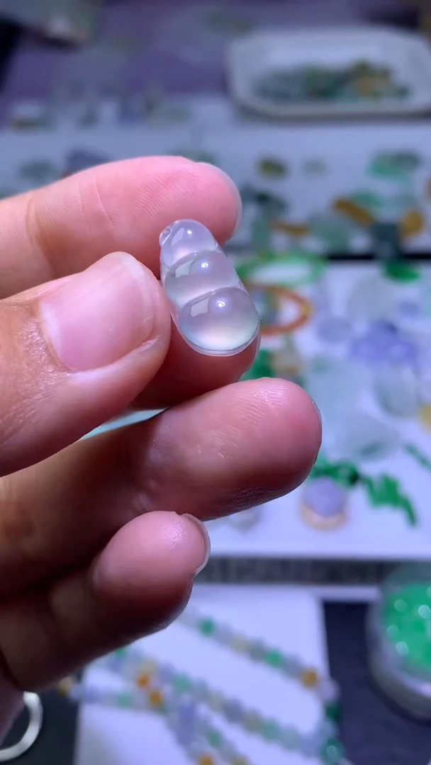 未镶嵌定制翡翠毛货