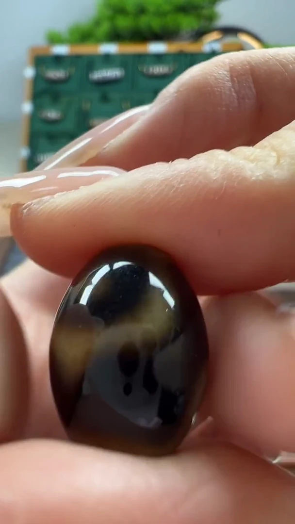 玛瑙/玉髓（覆膜）颈饰未镶嵌87.（微瑕随机发货）