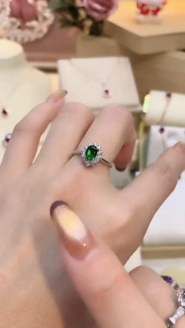 银S925镶嵌透辉石戒指透辉石