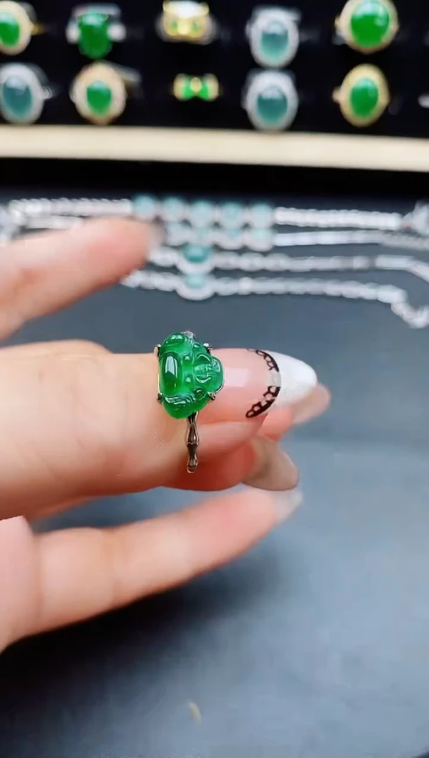 翡翠戒指银S925镶嵌50800