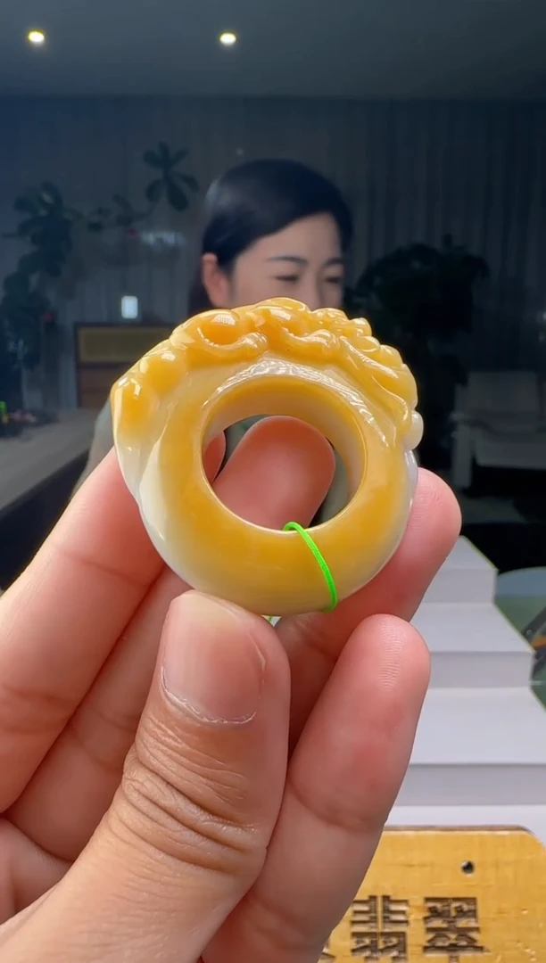 翡翠未镶嵌颈饰XM@@60B7J17881