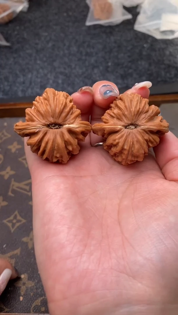 把件文玩核桃B298号44尺四座楼