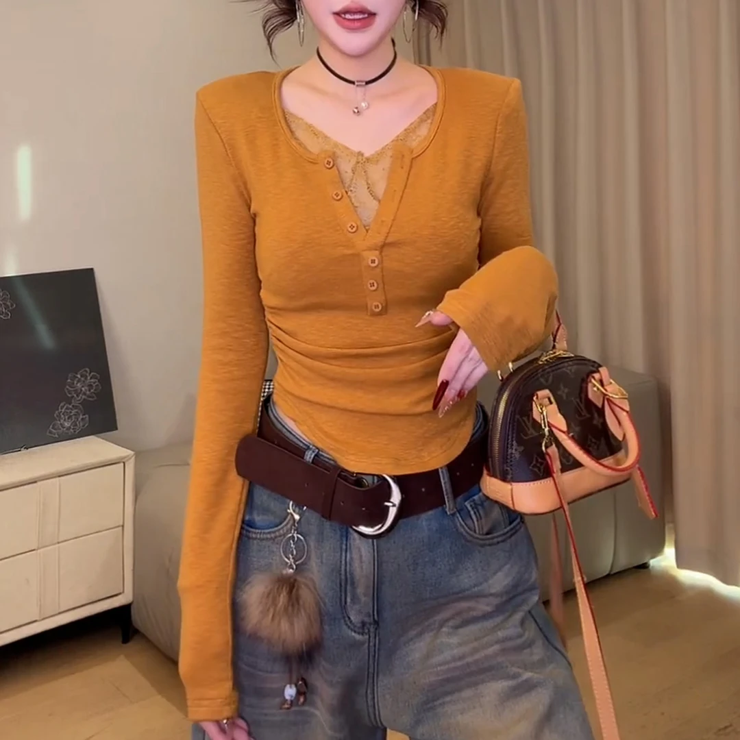 高级感蕾丝拼接加绒上衣女2025秋冬新款设计感洋气修身显瘦打底衫