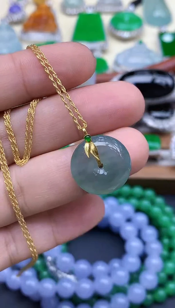 颈饰18K金镶嵌翡翠432-中国好珍宝