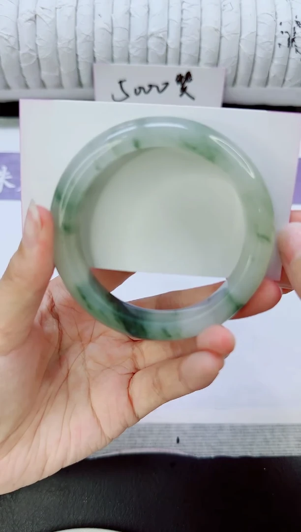 未镶嵌手镯石英质玉94/55