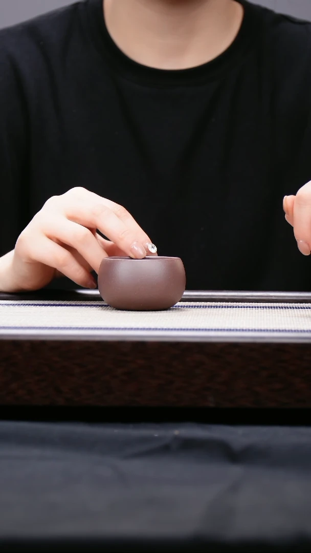 【闪购商品】紫砂茶壶三号井低槽青 罗汉杯
