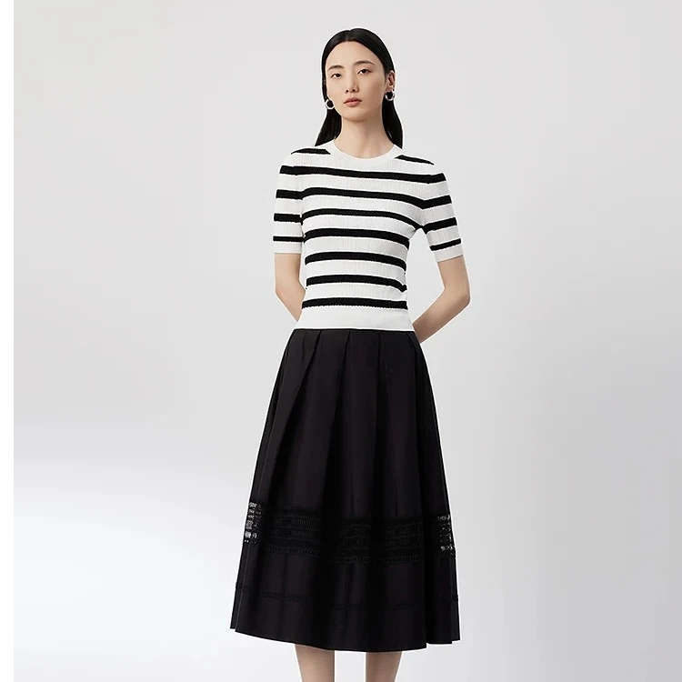 LANCY/朗姿【专柜同款】法式黑白条纹圆领短袖针织衫